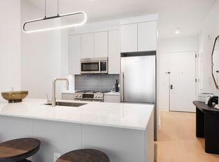 8 Court Sq #9C, Long Island City, NY 11101