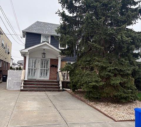 2nd image of 155-51 Huron Street