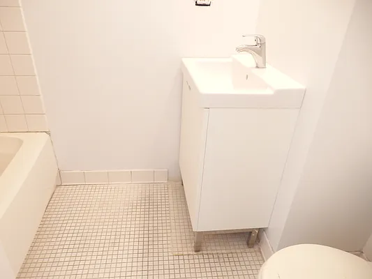 Rented by John O'Kelly Real Estate | media 19