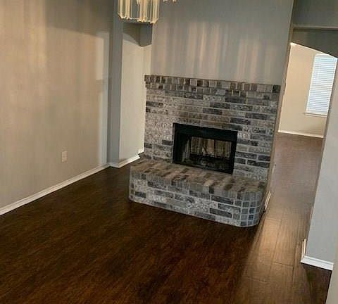 4th image of 917 Shady Brook Ln