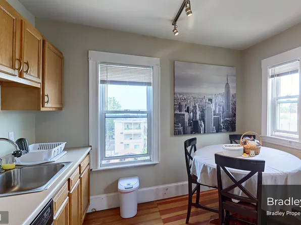 101A Heath St #2, Somerville, MA 02145