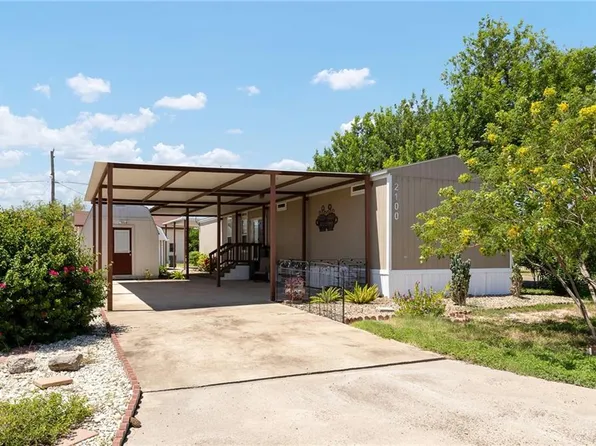 2100 Bracey St, Mission, TX 78572