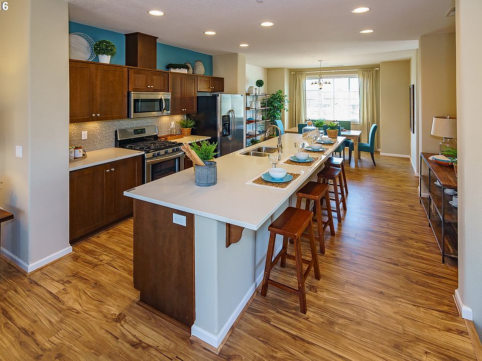 2nd image of 295 NE 78th Ave #3.6
