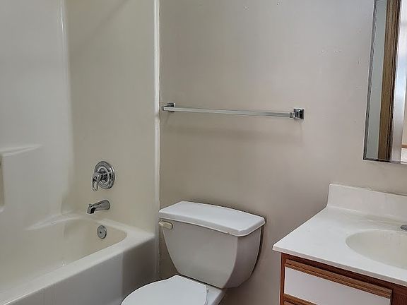 5th image of 314 Randolph St #11550673