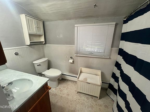 3rd image of 69 Jackson St
