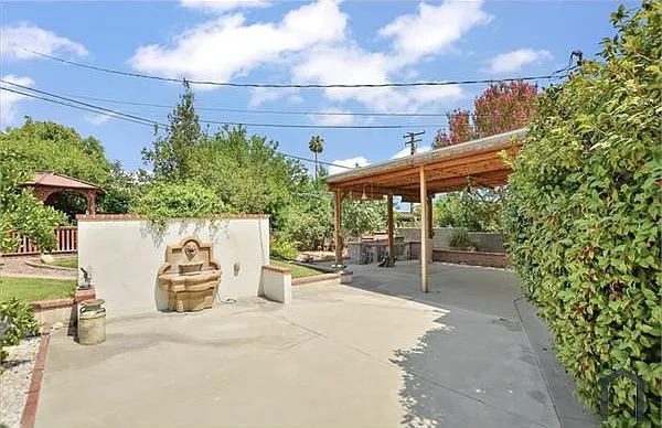 3645 Camellia Dr — Photo 18