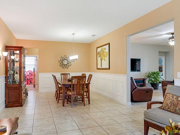 5th image of 3864 Buckinghamshire Dr
