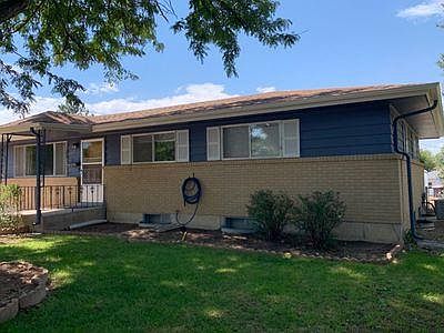 2nd image of 1327 25th Avenue Ct