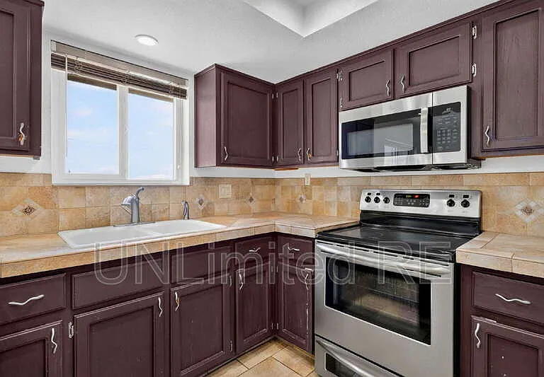 2250 Atlantic Dr — Photo 49