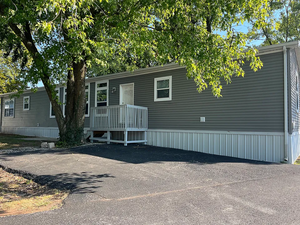 3951 S Mentor Ave #42