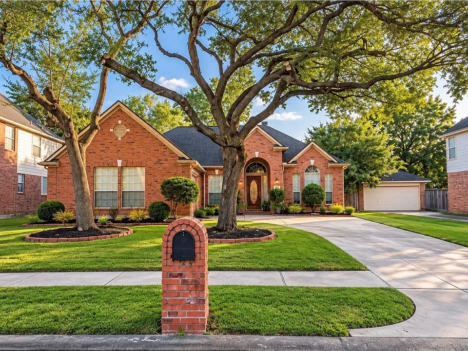 18707 Park Harbor Dr