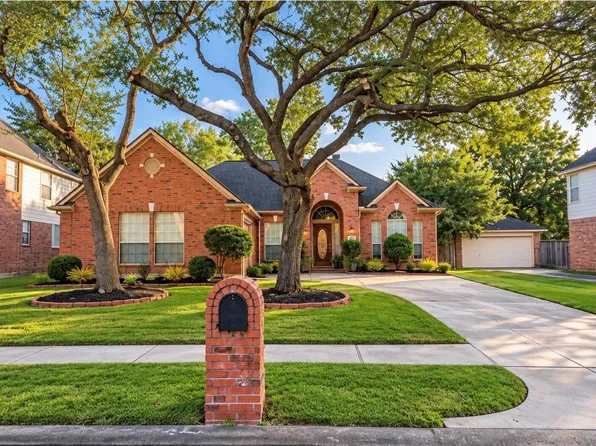 18707 Park Harbor Dr, Houston, TX 77084