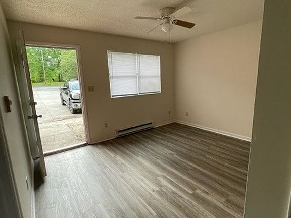 3rd image of 1000 Rucker St #1002-A