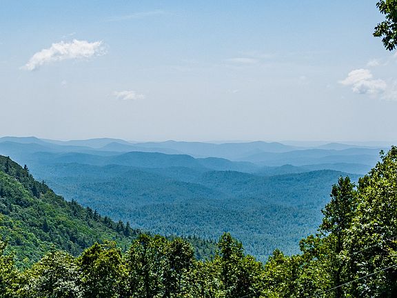 2nd image of 478 Hickory Knut Gap Road