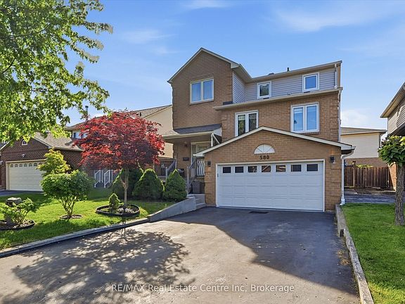 2nd image of 580 Clover Park Cres