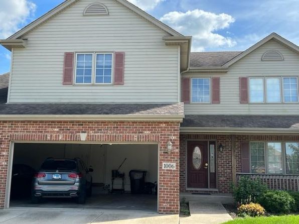 1006 Granite Dr, Manteno, IL 60950