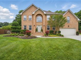 2580 Lower Greens Pl, Virginia Beach, VA 23456