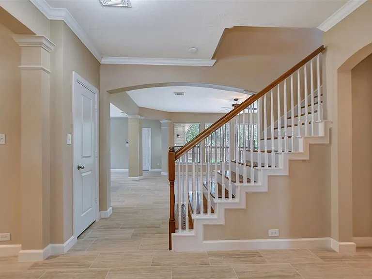54 Whetstone Ridge Ct — Photo 6