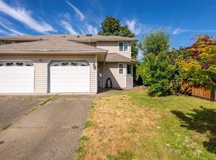 88 Timberlane Rd #B, Courtenay, BC V9N8Z3