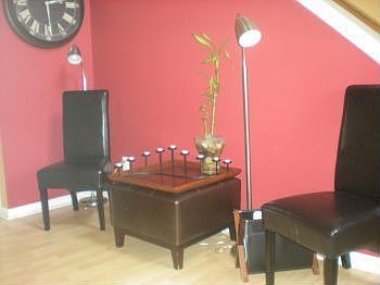 Foyer sitting area