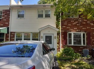 114 Mount Hope Dr, Albany, NY 12202