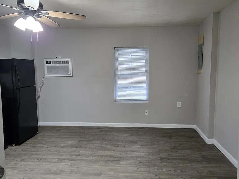 316 N 2nd St #9 — Photo 2