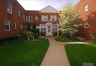 1st image of 70 S Park Ave APT 112