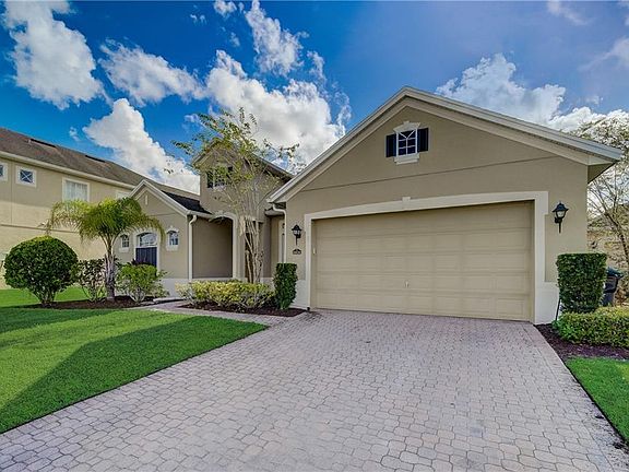3rd image of 16636 Tudor Grove Dr