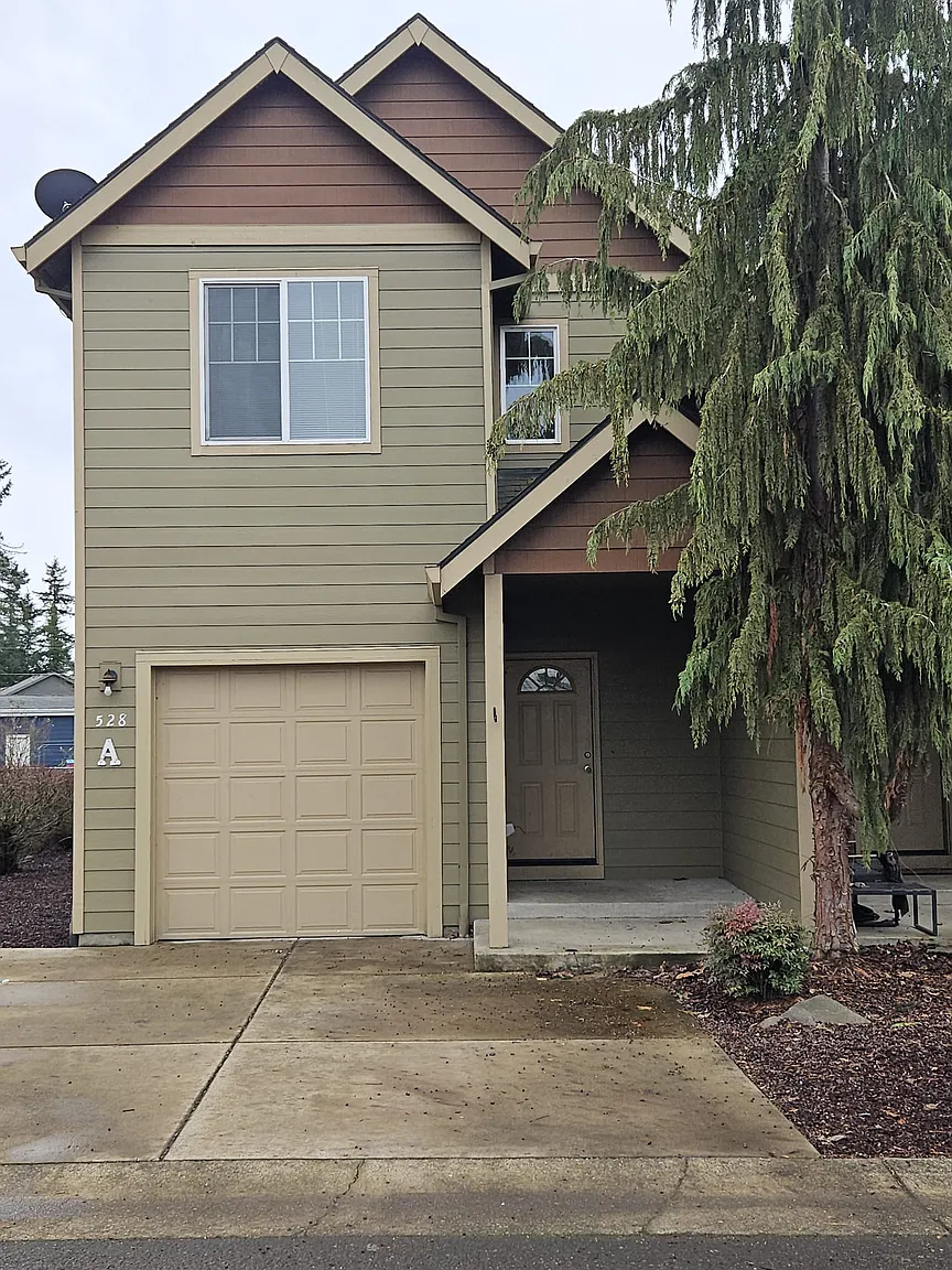 528 Fenton Ave #A photo 1