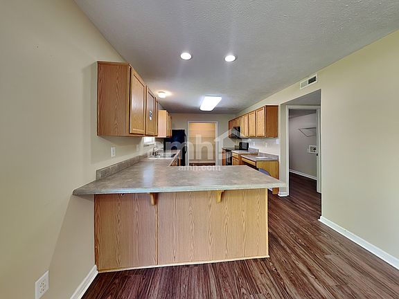 5th image of 12024 Seahawks Ln