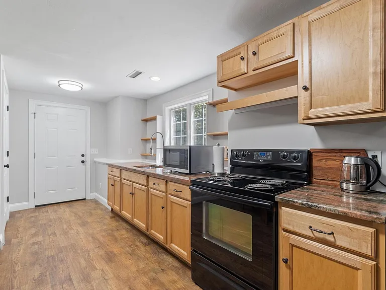 22 Valley Forge Cir — Photo 16
