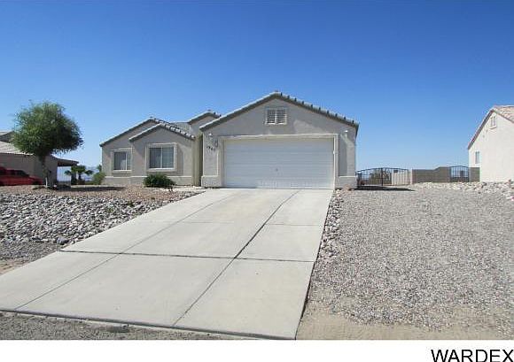 1st image of 1909 E La Entrada Pl
