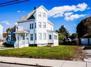 292 Wood Ave, Hyde Park, MA 02136