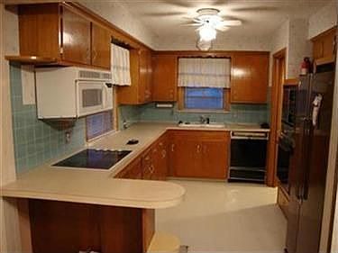 3rd image of 11091 Glamer Dr