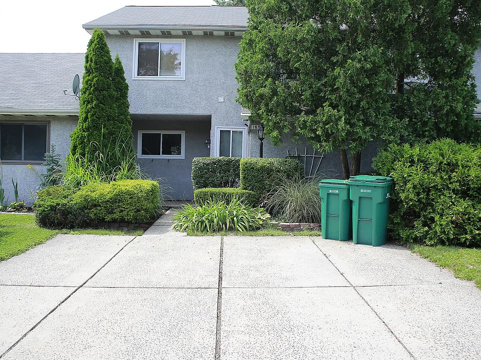 1st image of 169 Moyer Dr