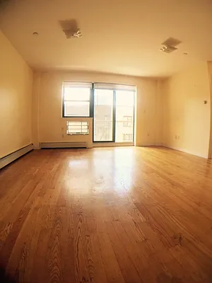 Rented by Bohemia Realty Group | media 36