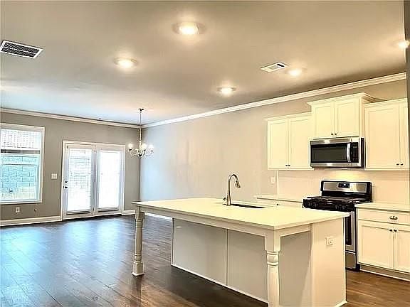 5th image of 2375 Morgan Place Dr