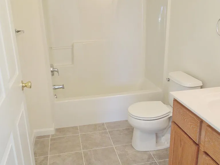 full bathroom