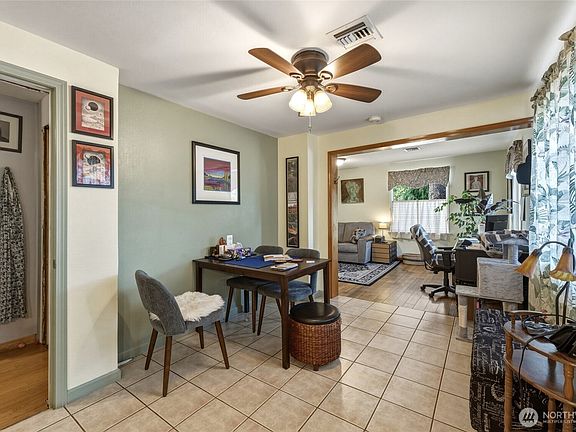 5th image of 1022 Hobson Street