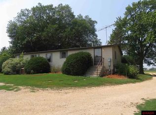48097 333rd Ave, Kasota, MN 56050
