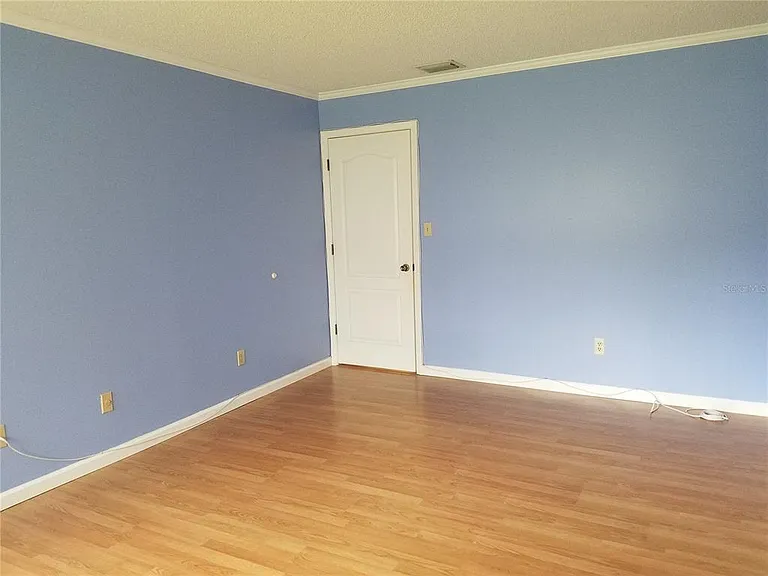 5421 Vineland Rd #6A — Photo 9