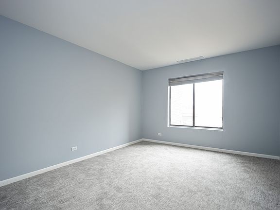 3rd image of 2150 Valencia Dr APT 205A