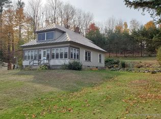 20 Sewall St, Wilton, ME 04294