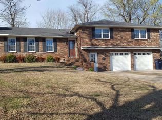 1415 Wilson Xing, Webb City, MO 64870