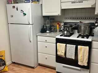 19058 Mills Choice Rd APT 4, Montgomery Village, MD 20886