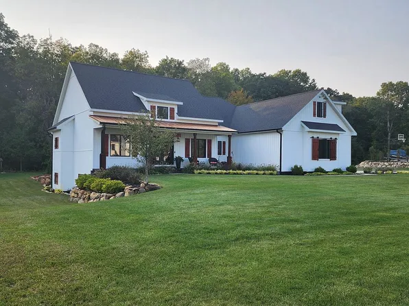 7837 Sandy Ln, Stanwood, MI 49346