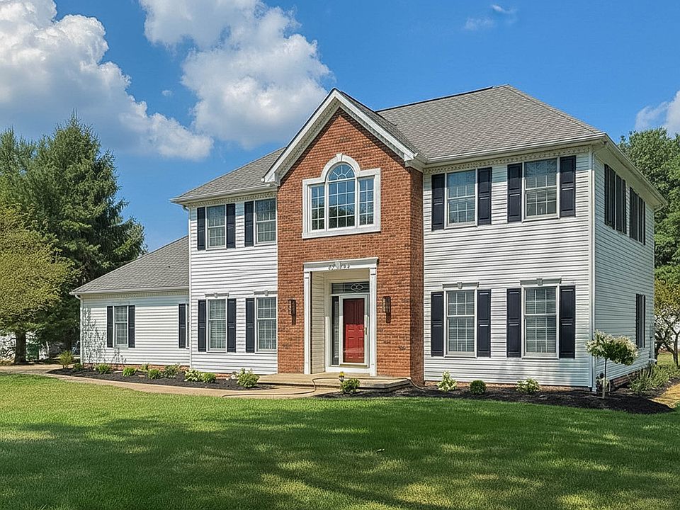 1st image of 6742 Richardson Cir