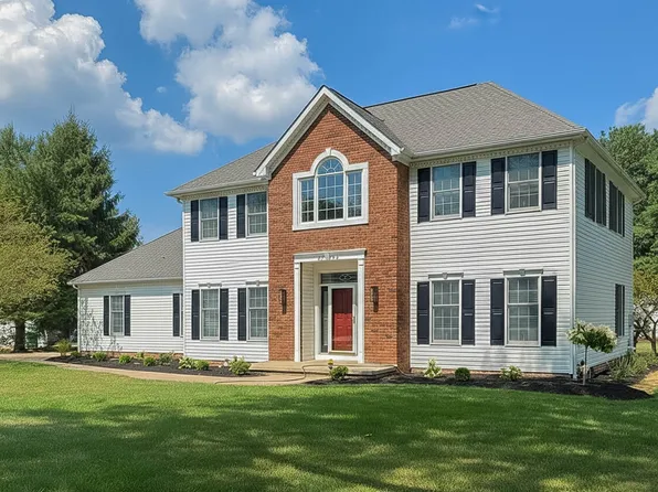 6742 Richardson Cir, Fairview, PA 16415