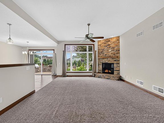 4th image of 5227 Kings WAY