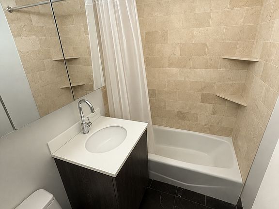 4th image of 236 W 16th St APT 1D